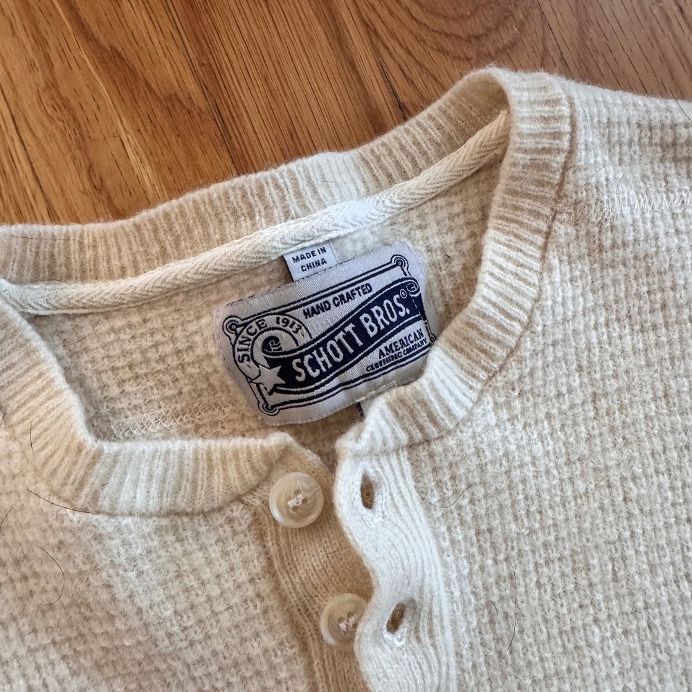 Schott Button Henley Sweater s